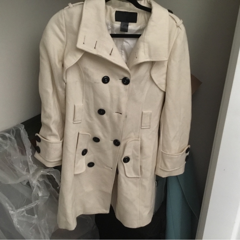Women’s Double-Breasted Winter White Diva Trench Coat Size 5